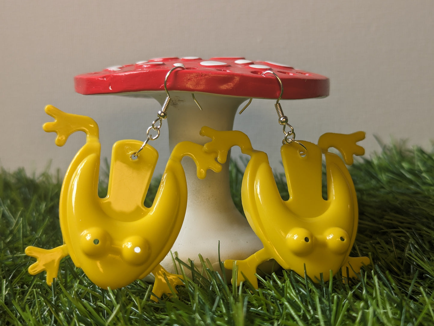 Jumping Frog Earrings (Various Colours Available)