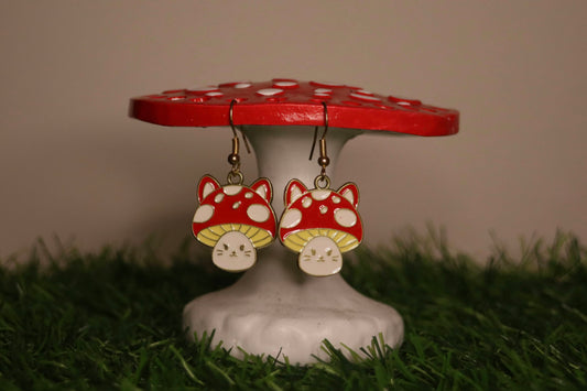 Mushroom Kitty Gold Earrings